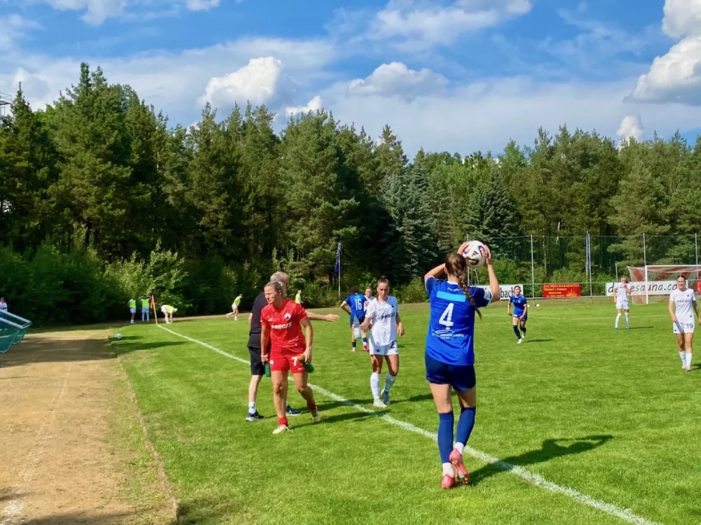 7ec5caa6-0b05-40b9-a268-a33c40cfc4b3